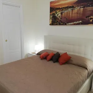 https://la-dolce-dimora-naples.hotels-amalfi.com