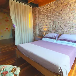 https://la-casetta-nei-colli.italymilanhotels.net