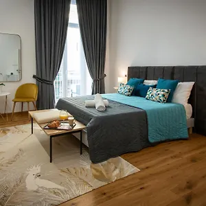 https://downtown-napoli-bb.hotels-amalfi.com
