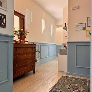 https://frebis-home-bed-breakfast.hotels-amalfi.com